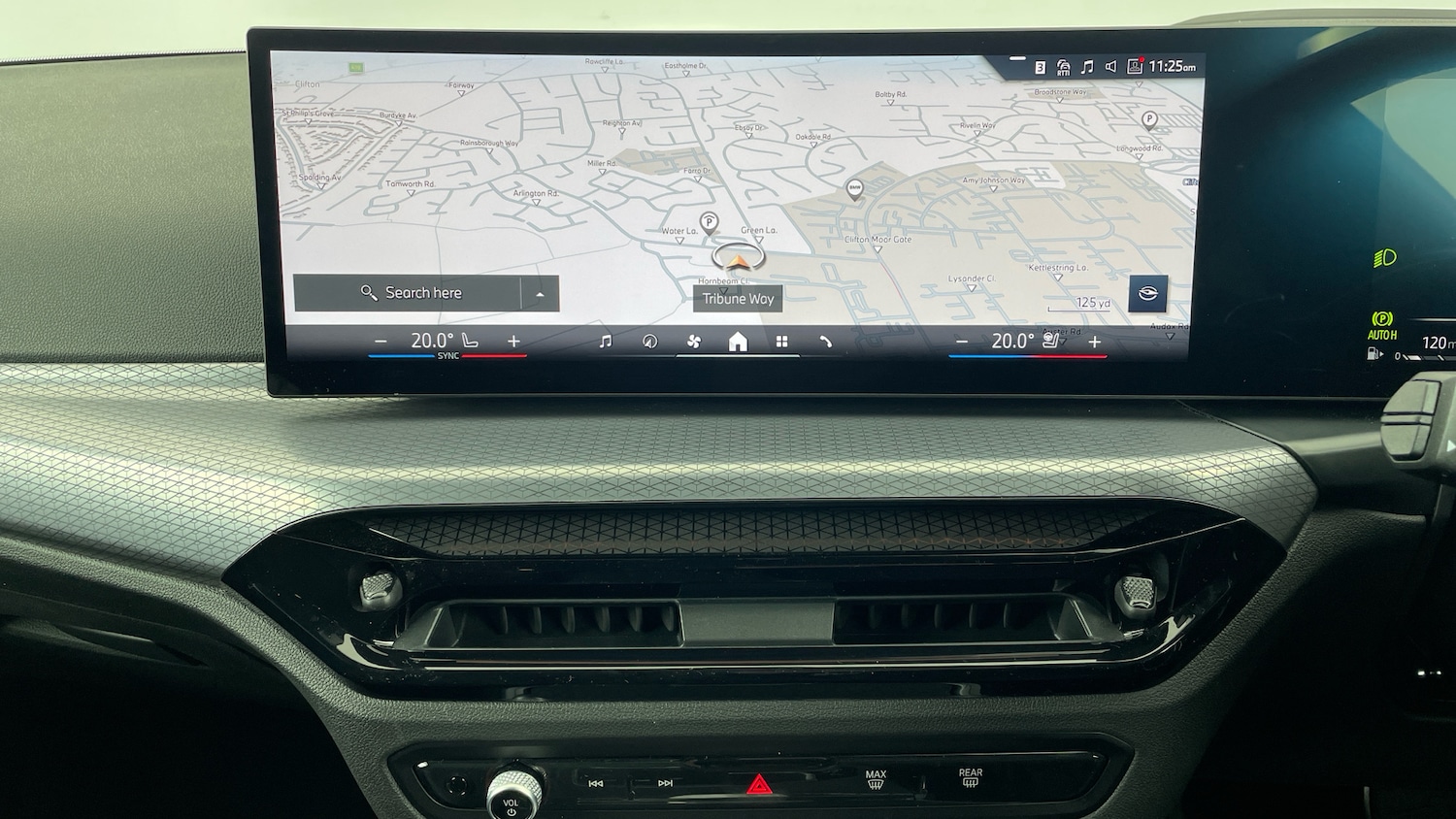 Used BMW 3 Series 2025 for sale - 76340990: Photo 8