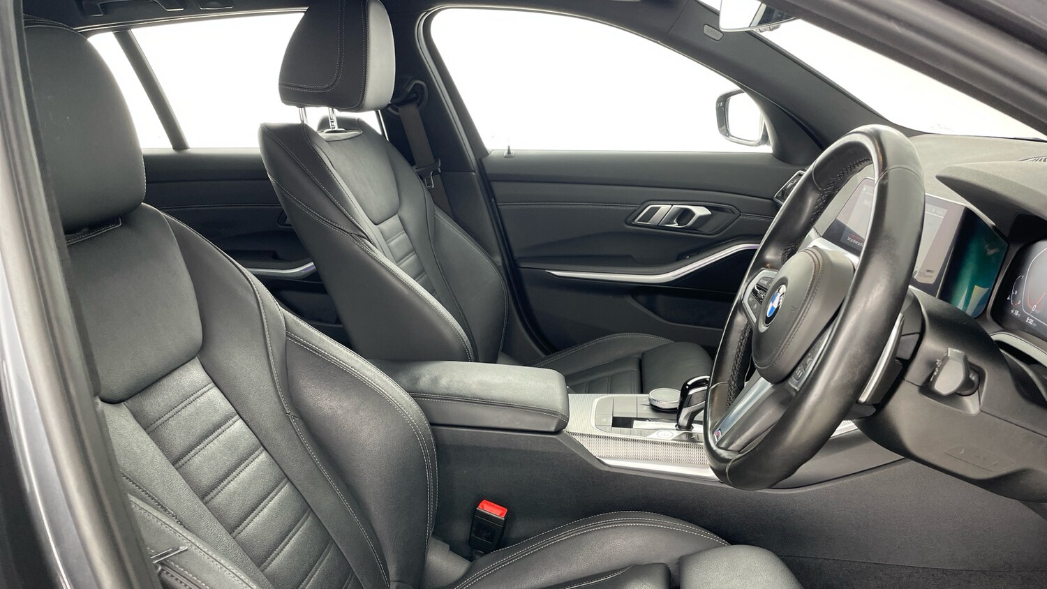 Used BMW 3 Series 2022 for sale - 77578130: Photo 11