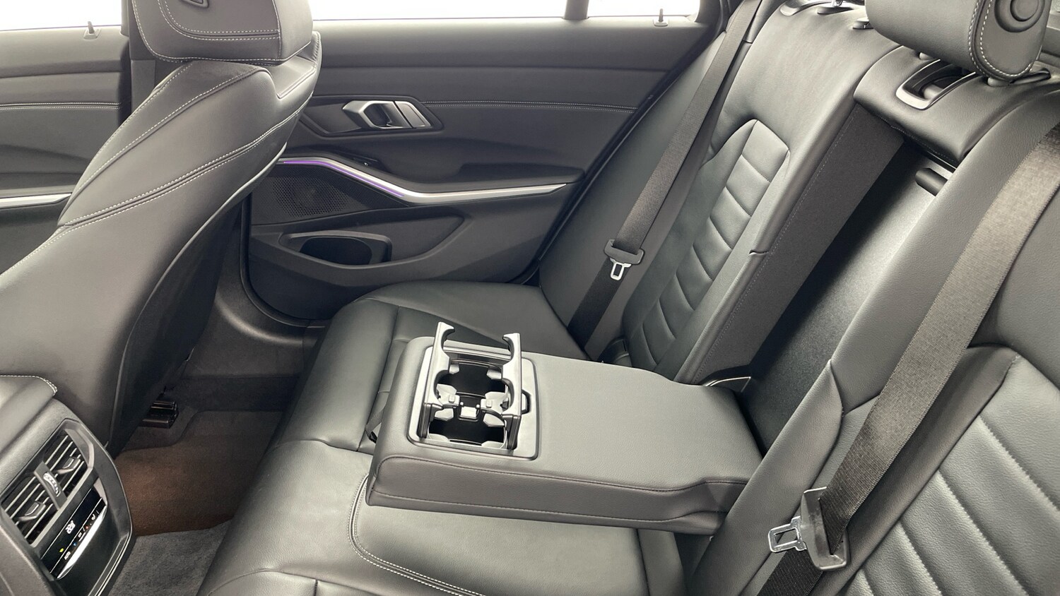 Used BMW 3 Series 2022 for sale - 77578130: Photo 32