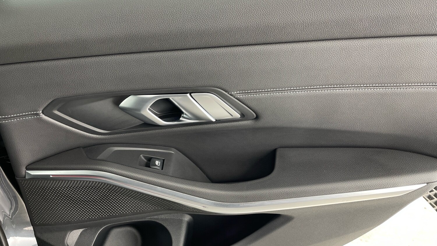 Used BMW 3 Series 2022 for sale - 77578130: Photo 47