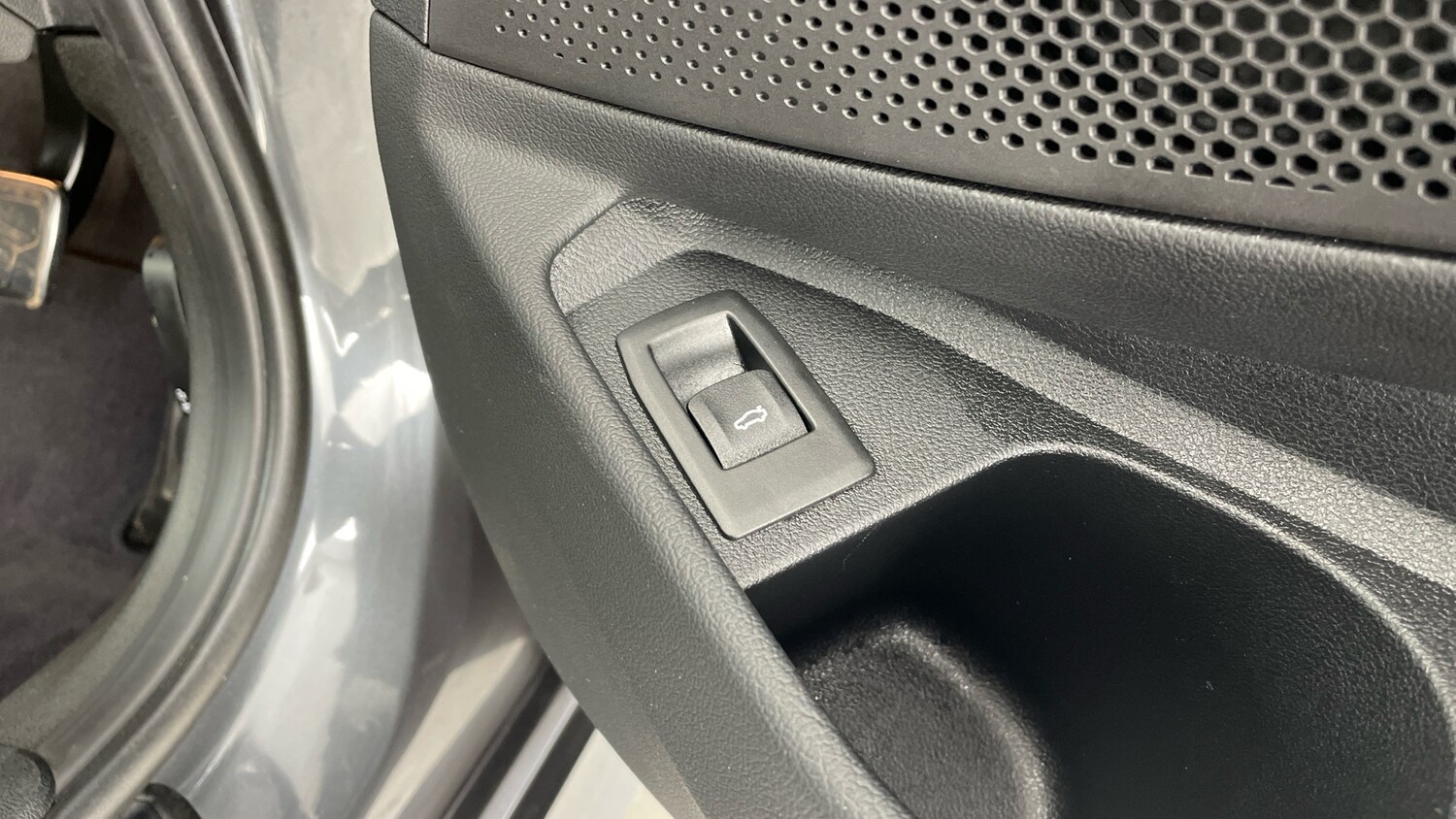 Used BMW 3 Series 2022 for sale - 77578130: Photo 52