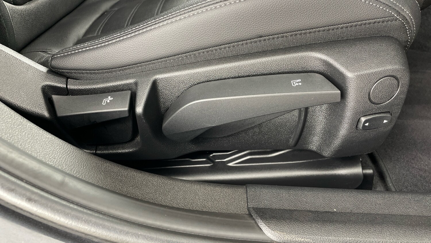 Used BMW 3 Series 2022 for sale - 77578130: Photo 53