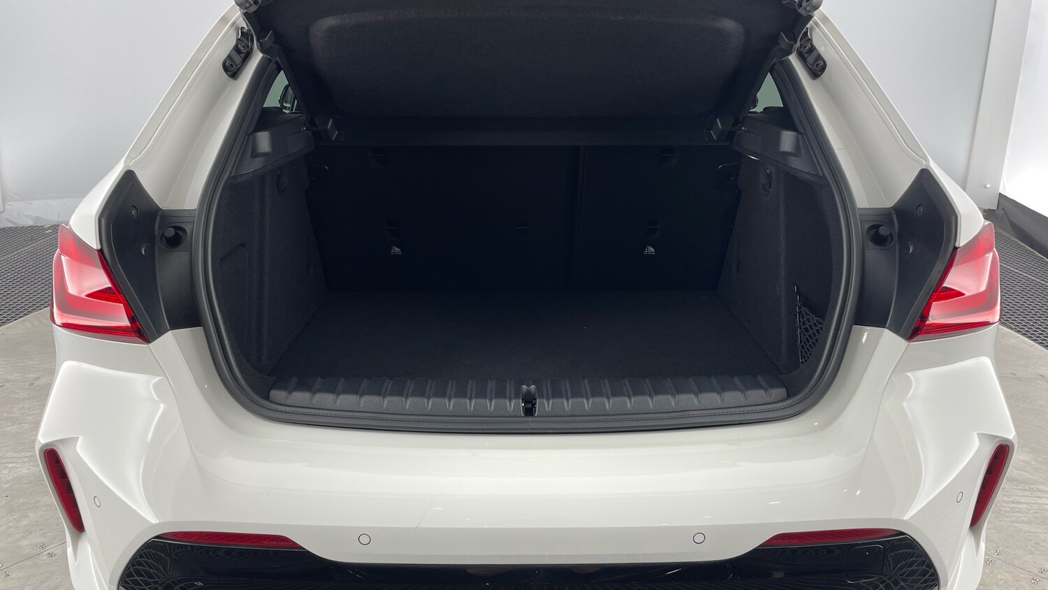 Used BMW 1 Series 2023 for sale - 76233076: Photo 13