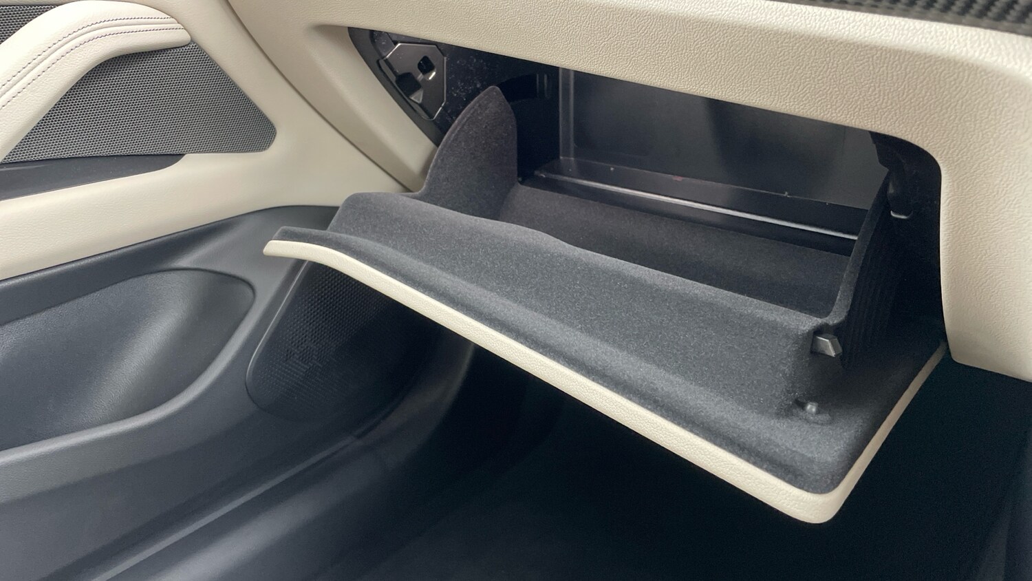 Used BMW i4 2025 for sale - 76777931: Photo 74