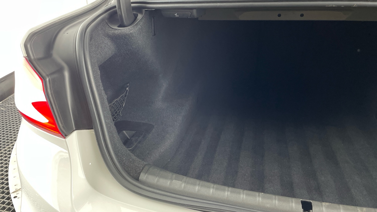 Used BMW 5 Series 2018 for sale - 77543532: Photo 37