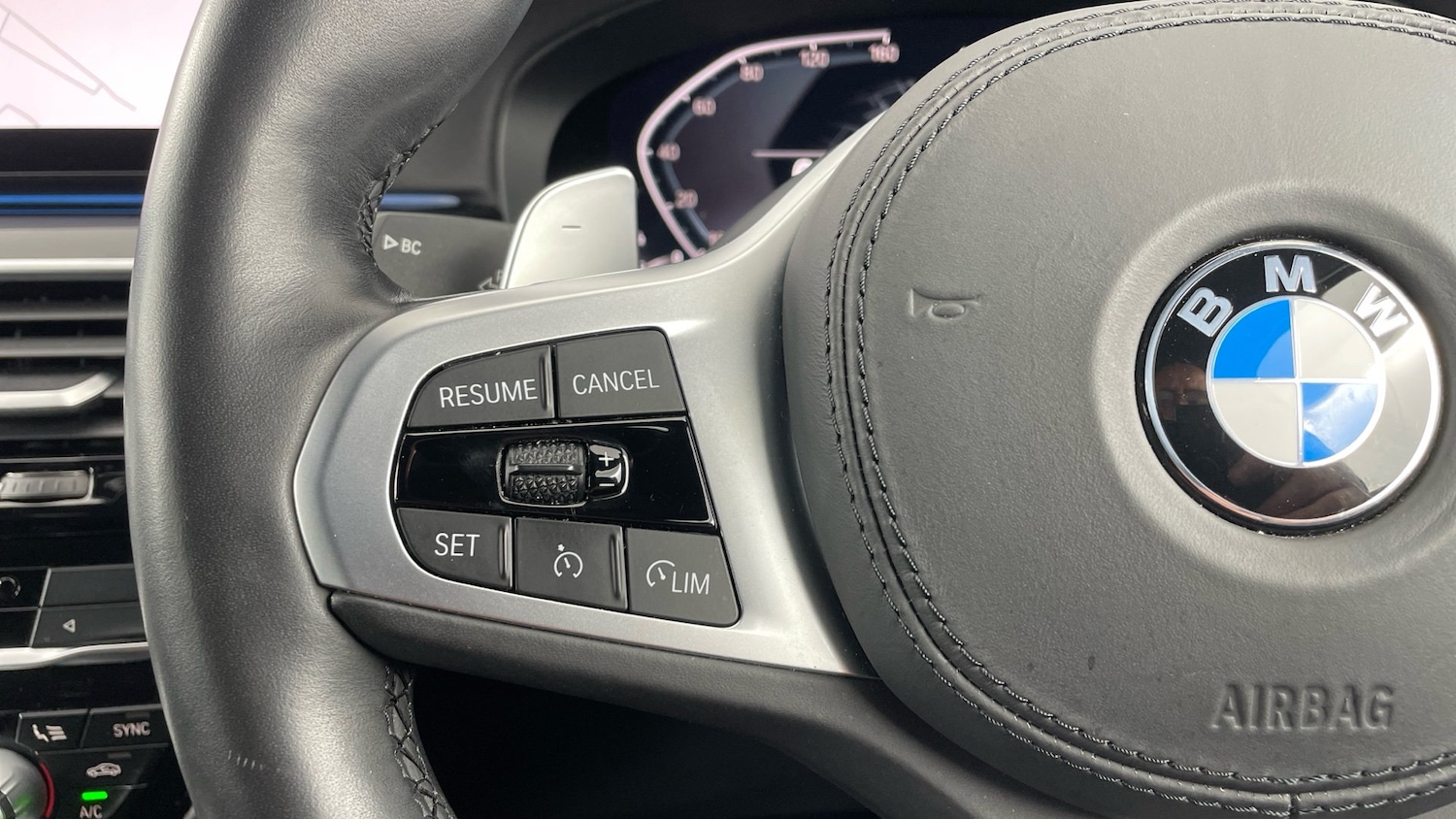 Used BMW 5 Series 2021 for sale - 76737927: Photo 17