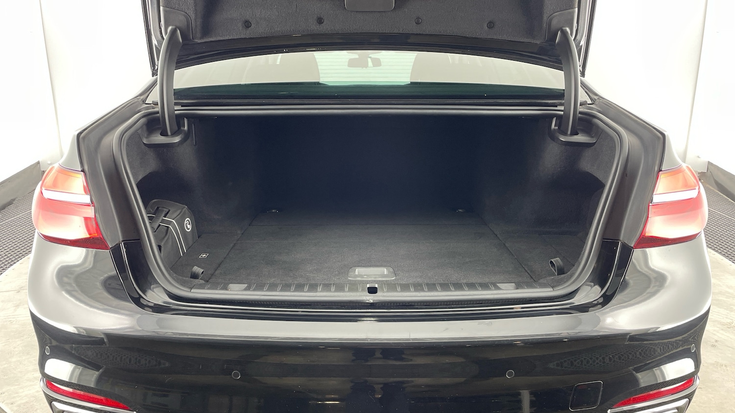 Used BMW 7 Series 2018 for sale - 77326735: Photo 13