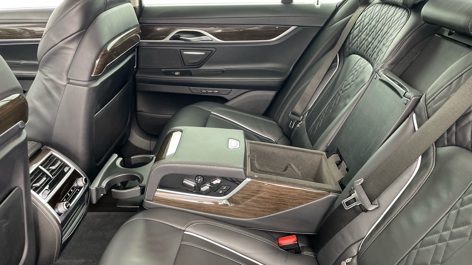 Used BMW 7 Series 2018 for sale - 77326735: Photo 32