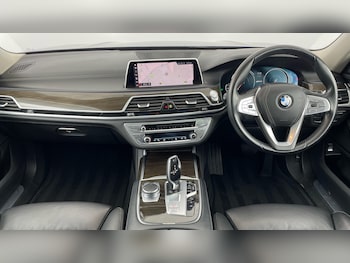 Used BMW 7 Series 2018 for sale - 77326735: Photo