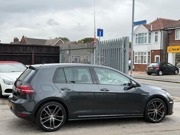 Used Volkswagen Golf 2015 for sale - 76209034: Photo 18