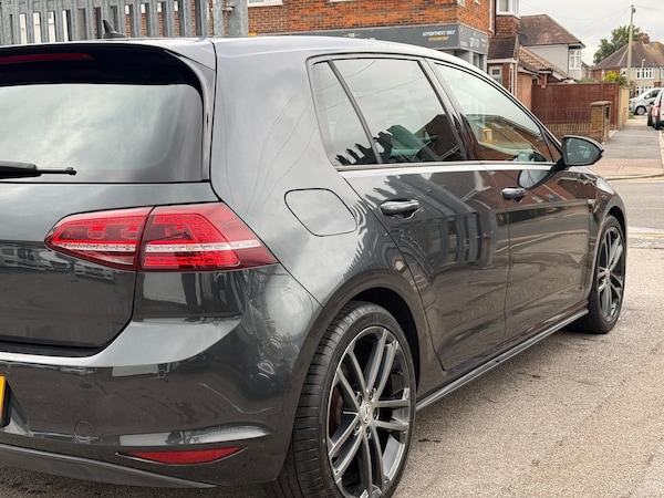 Used Volkswagen Golf 2015 for sale - 76209034: Photo 23