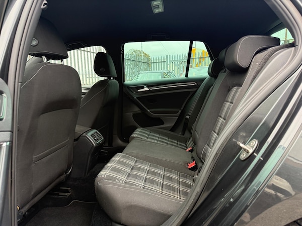 Used Volkswagen Golf 2015 for sale - 76209034: Photo 39