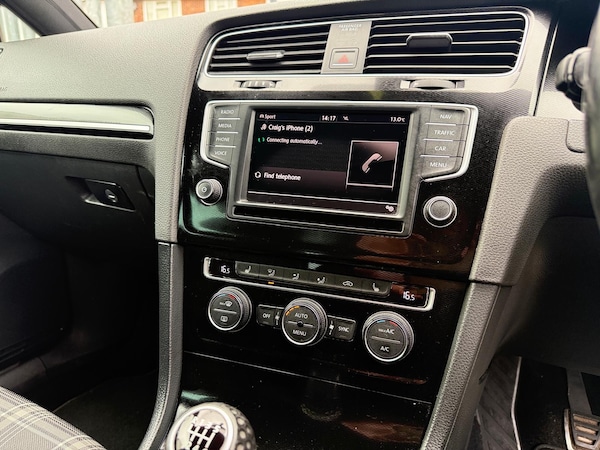 Used Volkswagen Golf 2015 for sale - 76209034: Photo 45