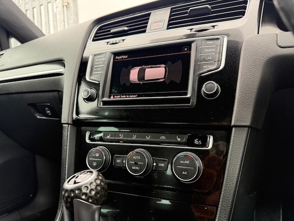 Used Volkswagen Golf 2015 for sale - 76209034: Photo 50