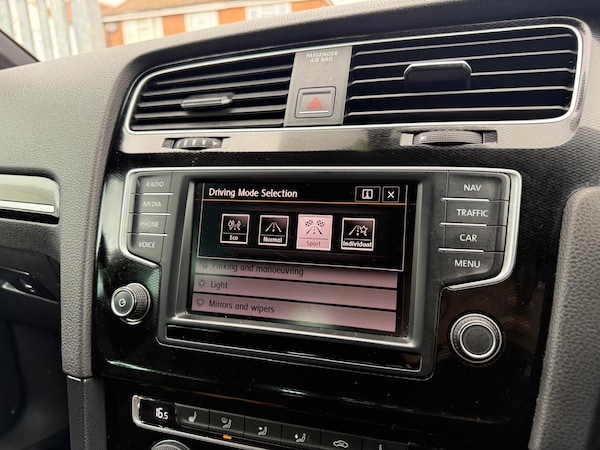 Used Volkswagen Golf 2015 for sale - 76209034: Photo 51