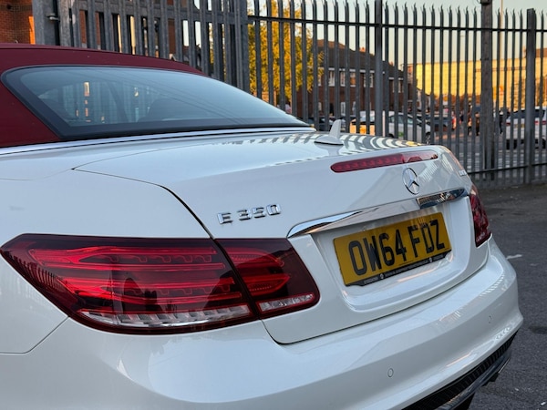 Used Mercedes-Benz E Class 2014 for sale - 76194392: Photo 16