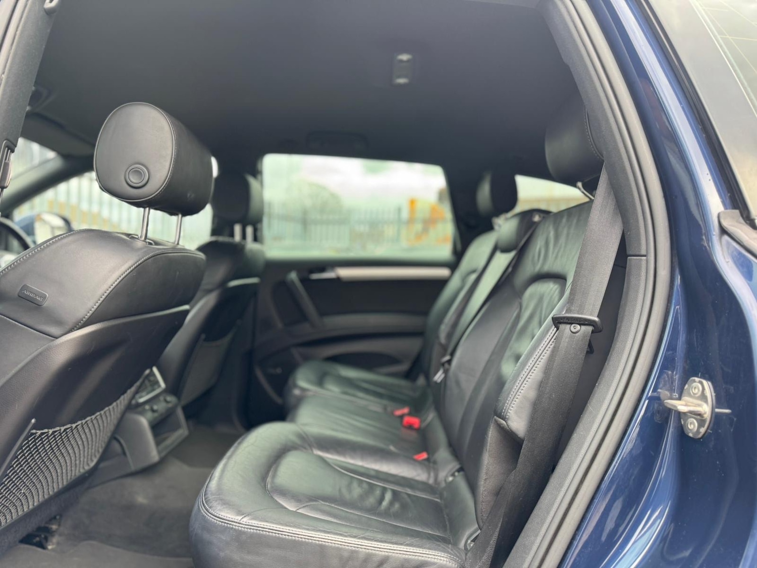 Used Audi Q7 2009 for sale - 76402751: Photo 32