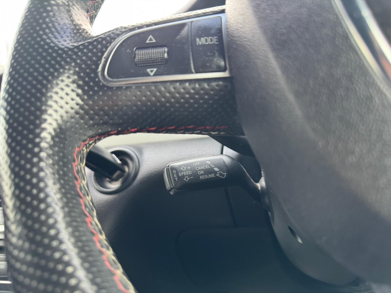 Used Audi Q7 2009 for sale - 76402751: Photo 38