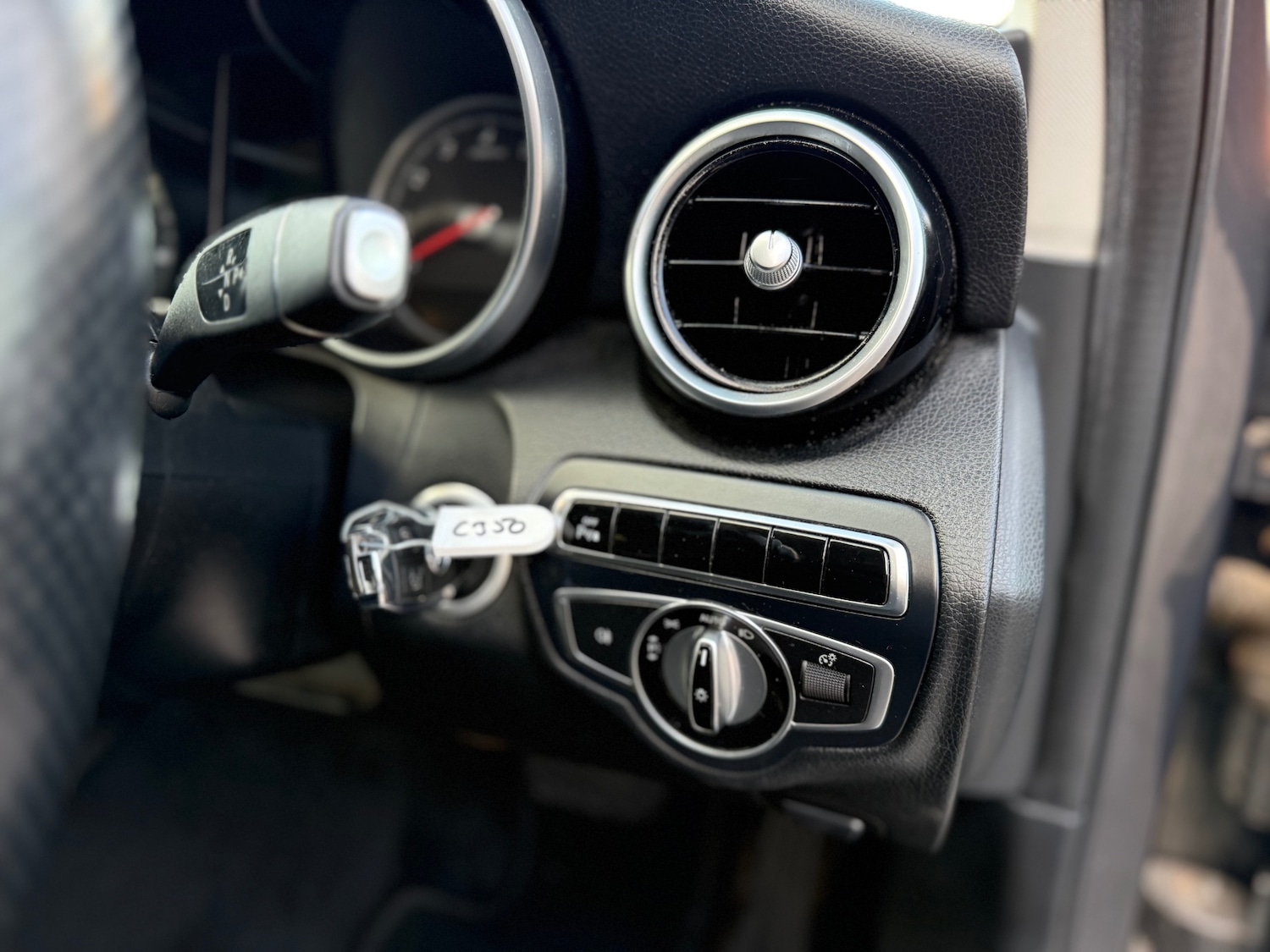 Used Mercedes-Benz C Class 2016 for sale - 76334123: Photo 28