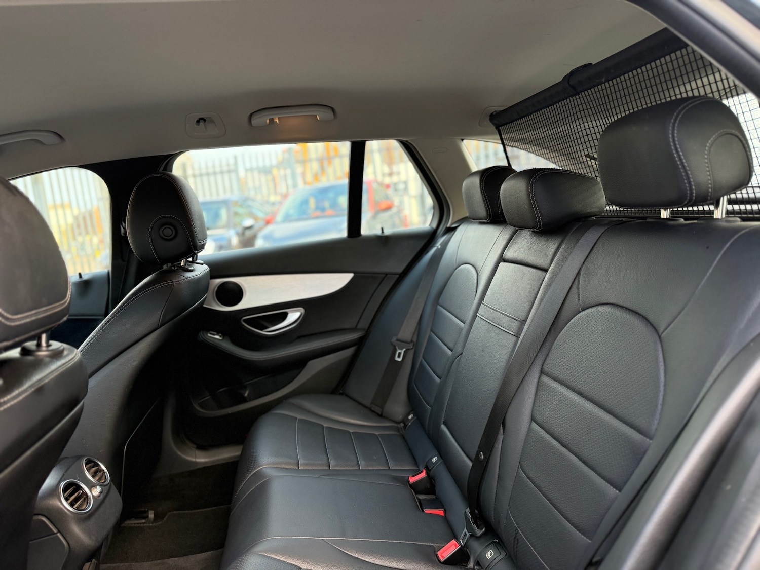 Used Mercedes-Benz C Class 2016 for sale - 76334123: Photo 39