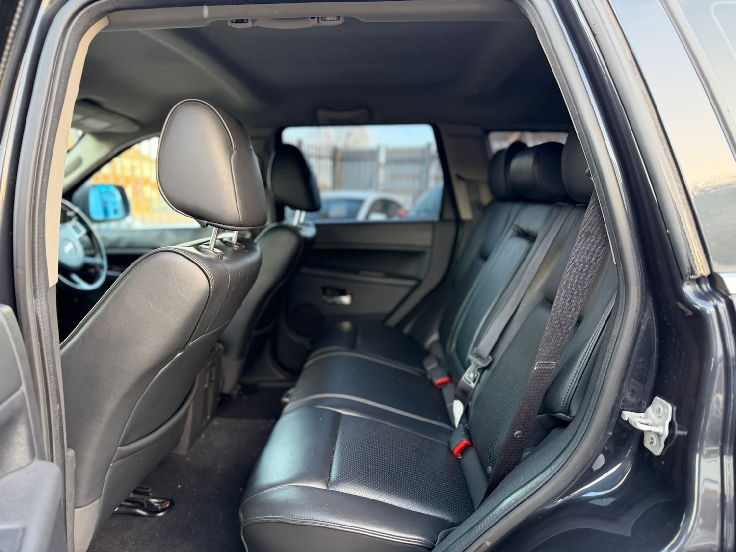 Used Jeep Grand Cherokee 2010 for sale - 76605996: Photo 3