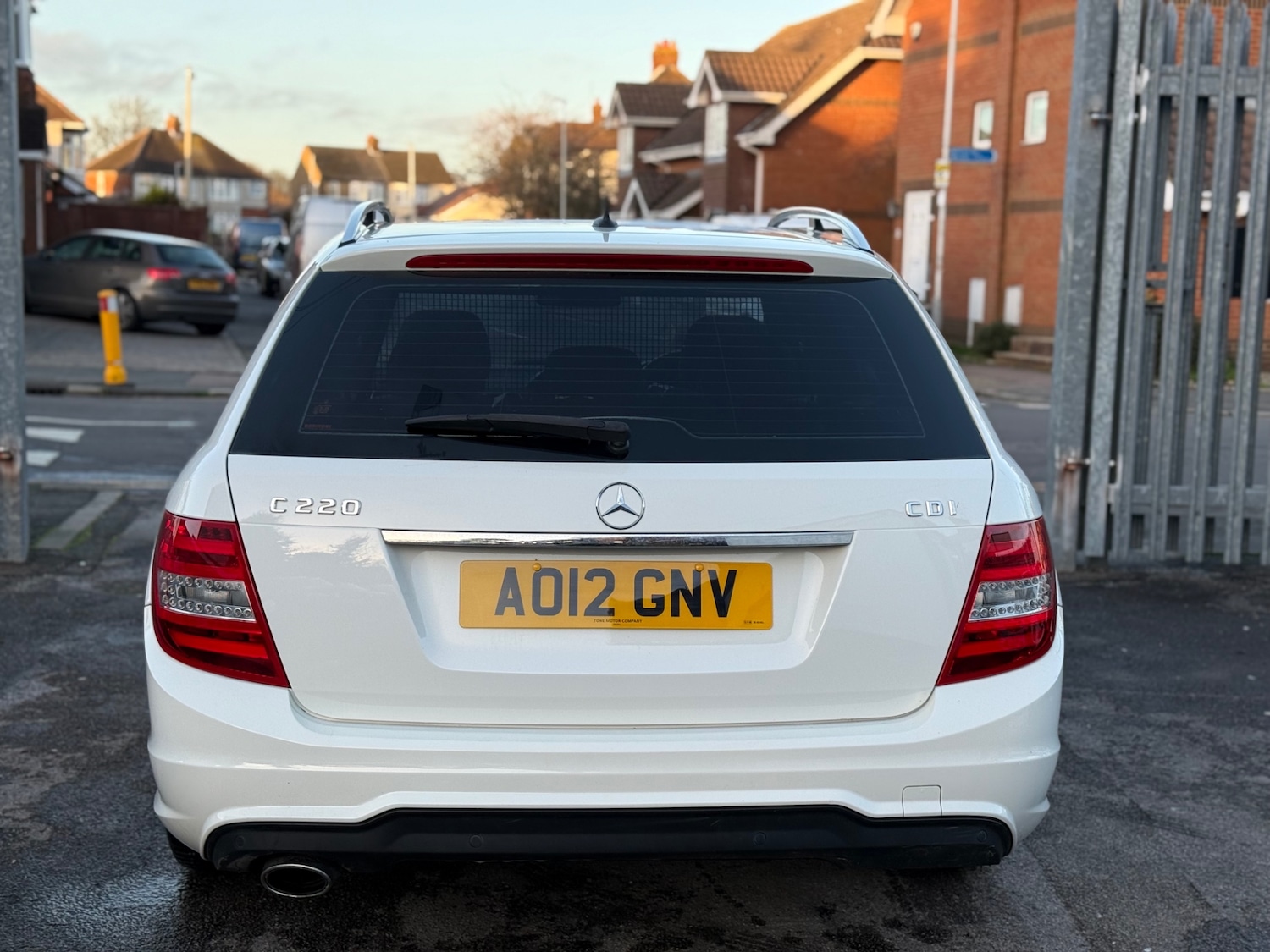 Used Mercedes-Benz C Class 2012 for sale - 77005929: Photo 11