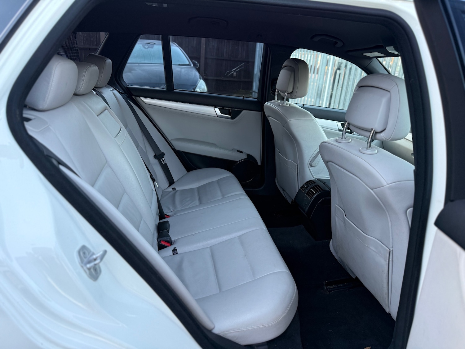 Used Mercedes-Benz C Class 2012 for sale - 77005929: Photo 20