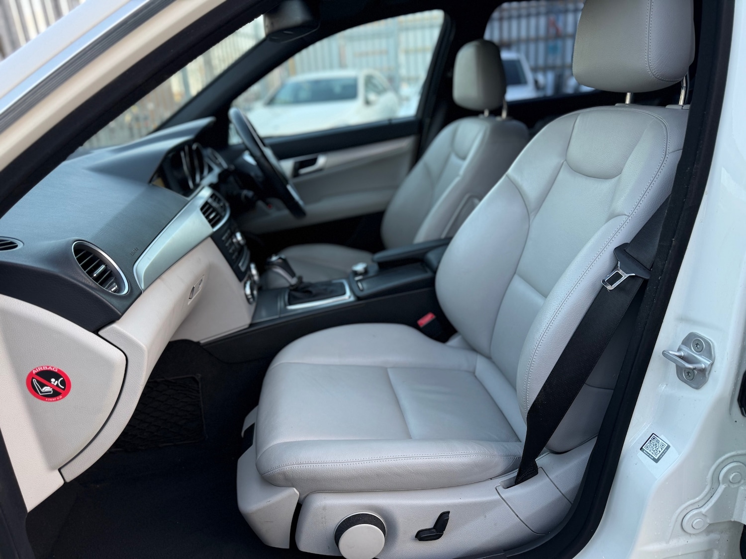 Used Mercedes-Benz C Class 2012 for sale - 77005929: Photo 24