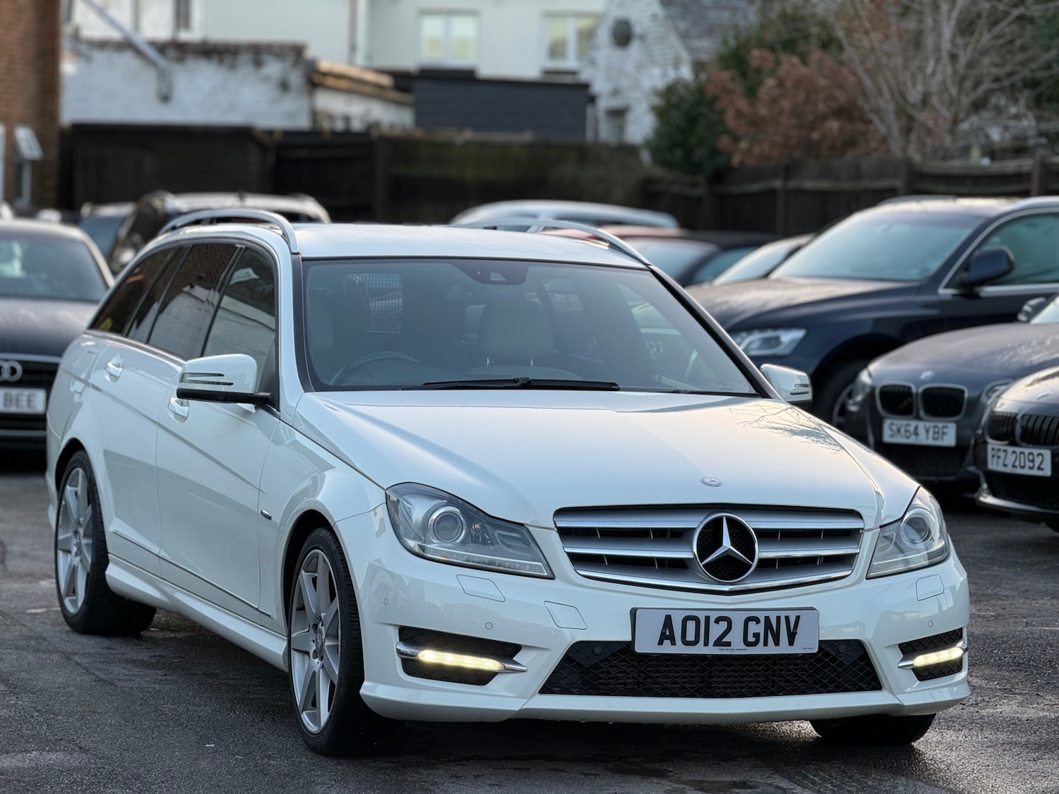 Used Mercedes-Benz C Class 2012 for sale - 77005929: Photo 6