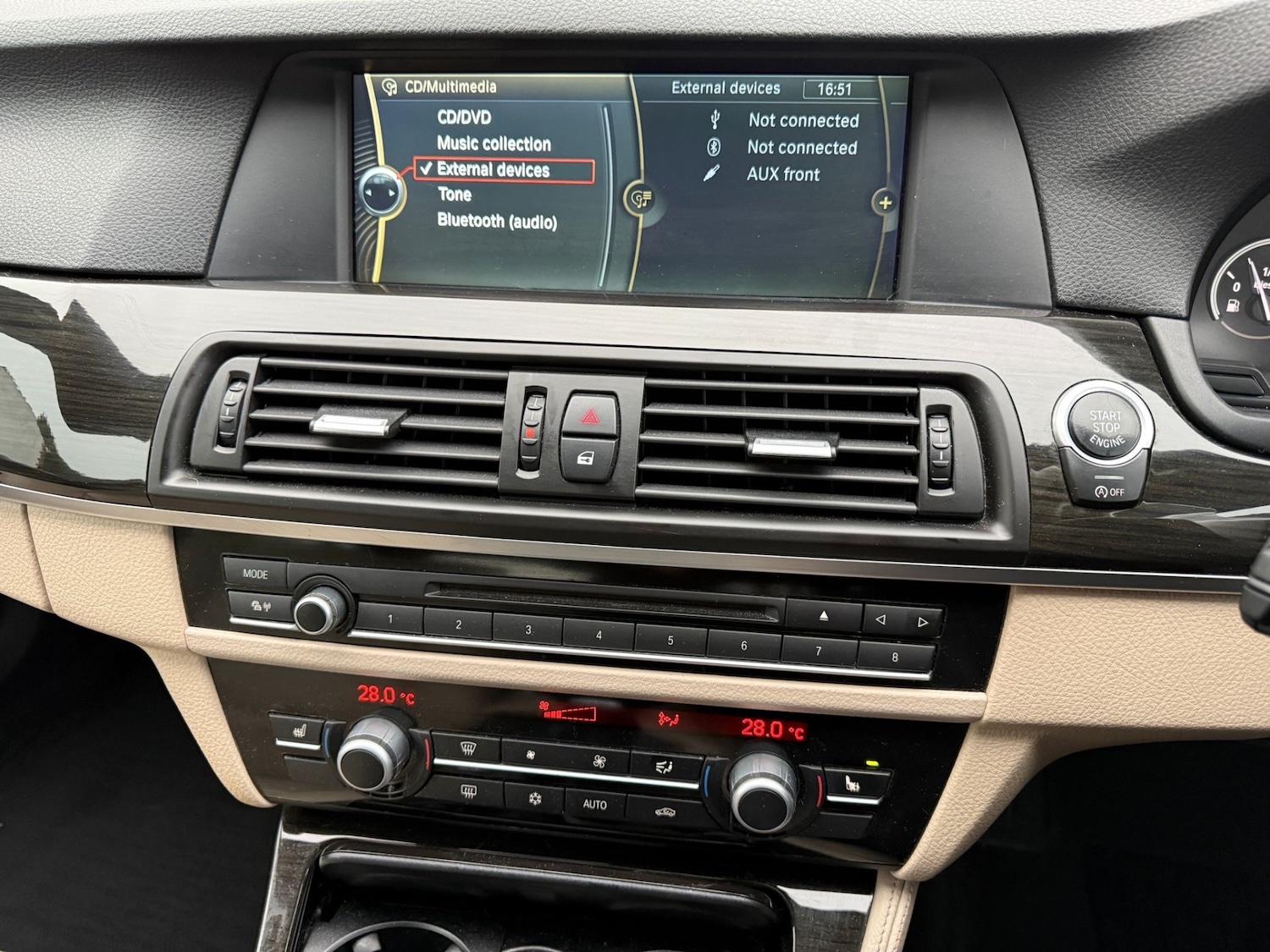 Used BMW 5 Series 2012 for sale - 76265851: Photo 10