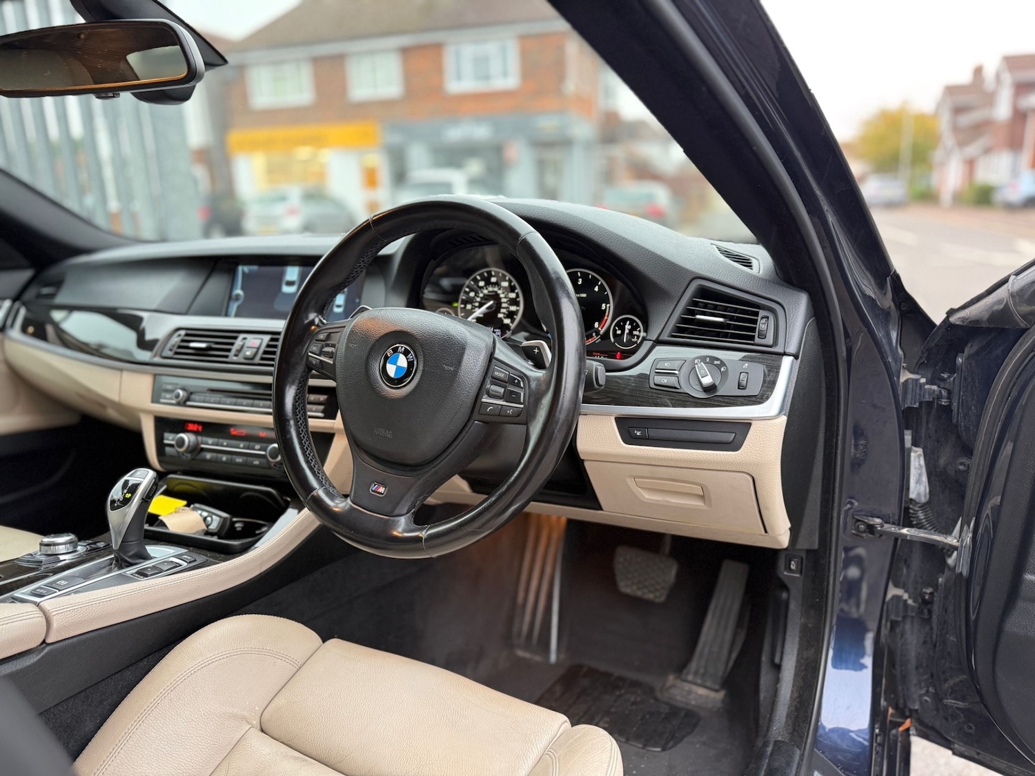 Used BMW 5 Series 2012 for sale - 76265851: Photo 23