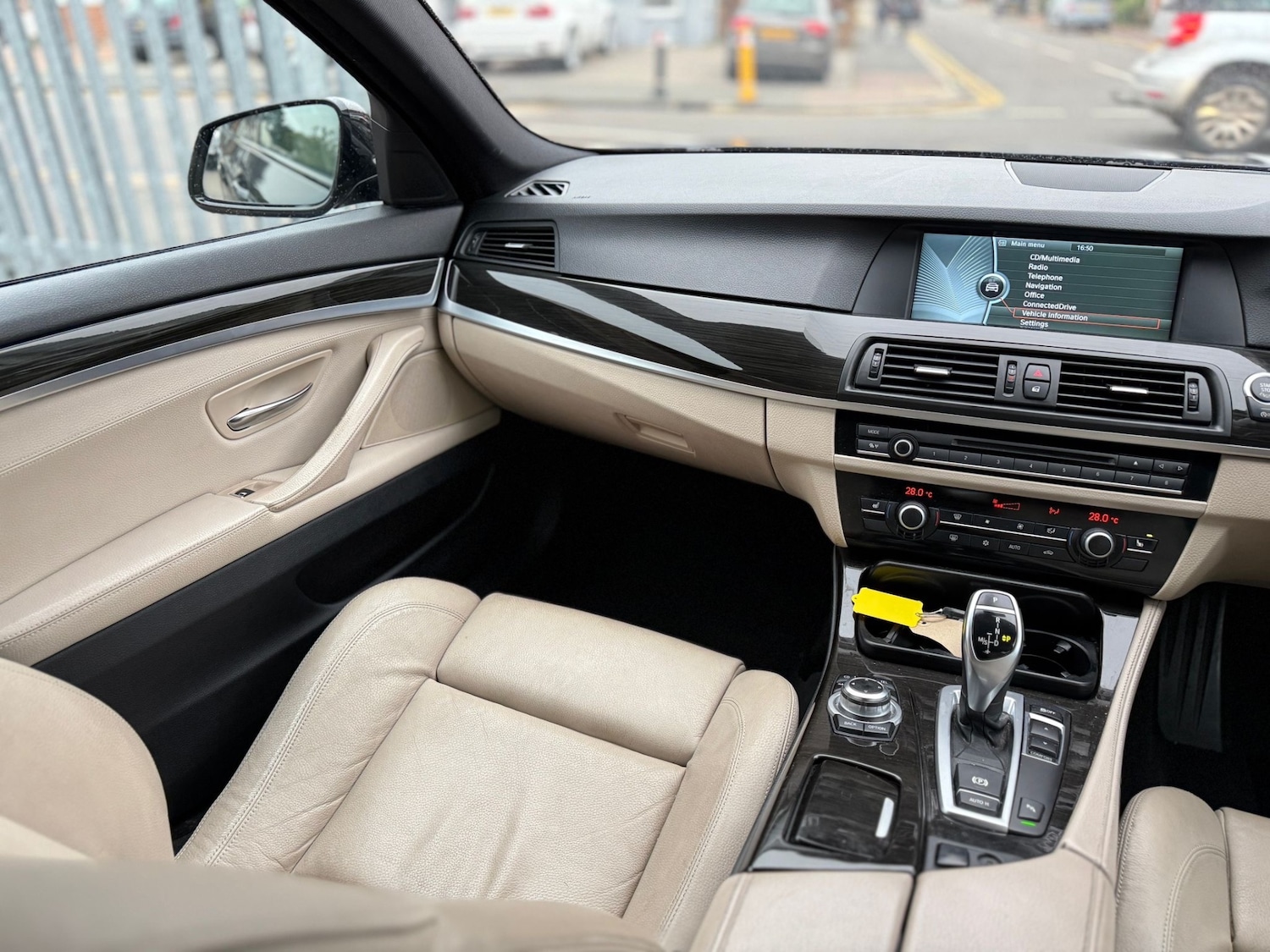 Used BMW 5 Series 2012 for sale - 76265851: Photo 30