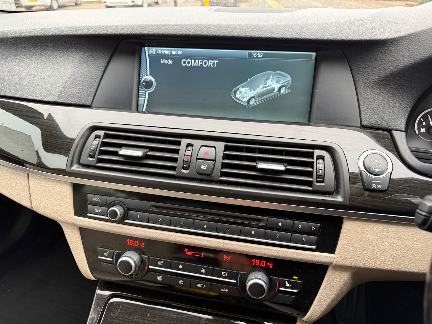 Used BMW 5 Series 2012 for sale - 76265851: Photo 34