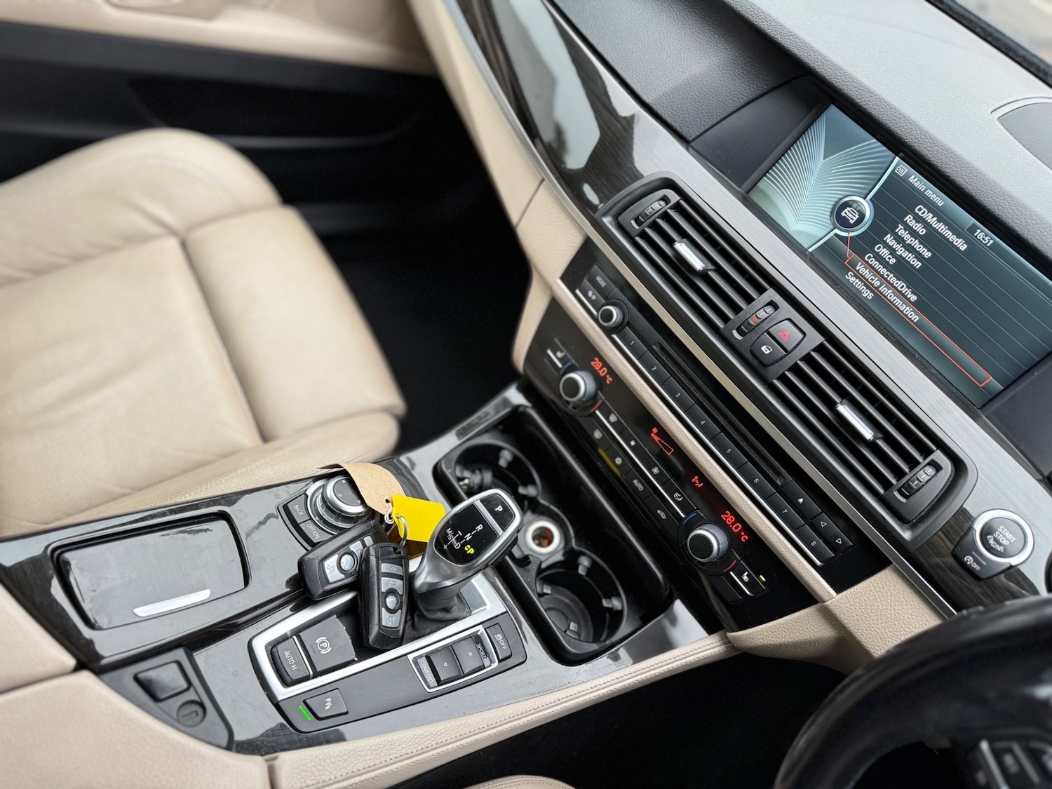 Used BMW 5 Series 2012 for sale - 76265851: Photo 35