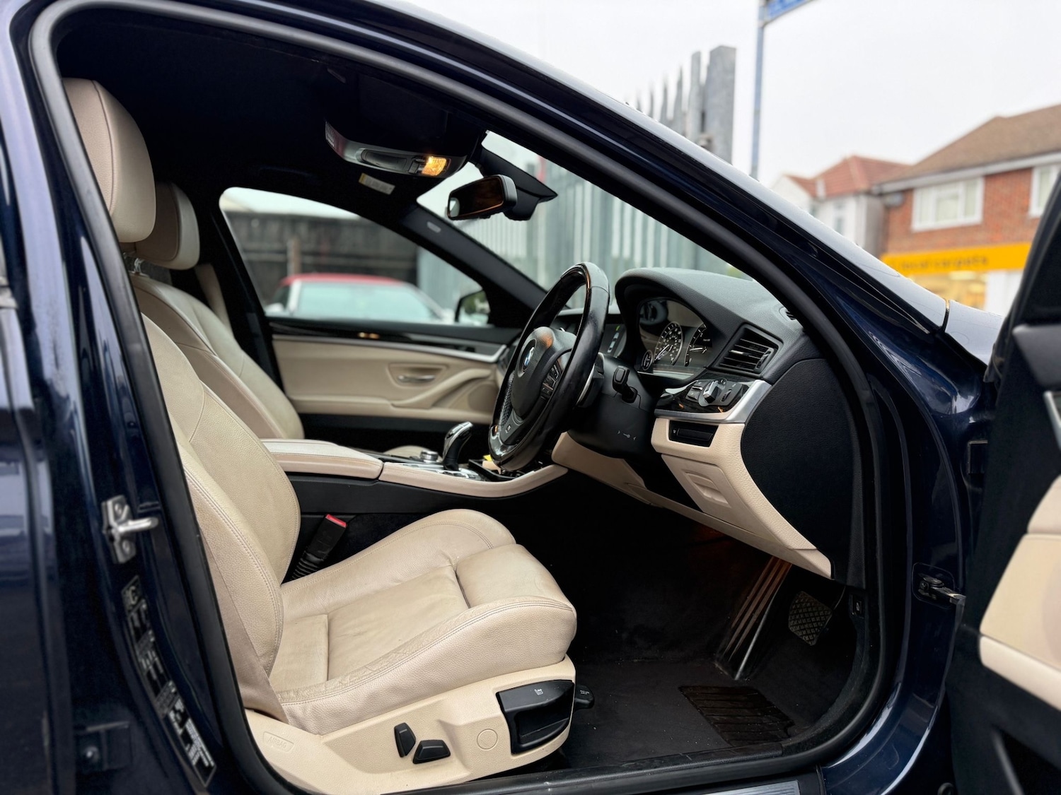 Used BMW 5 Series 2012 for sale - 76265851: Photo 36