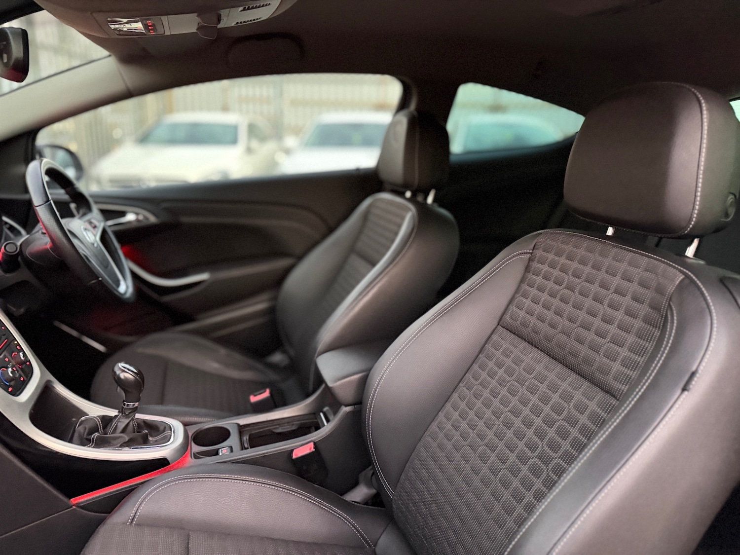 Used Vauxhall Astra GTC 2012 for sale - 77006203: Photo 24