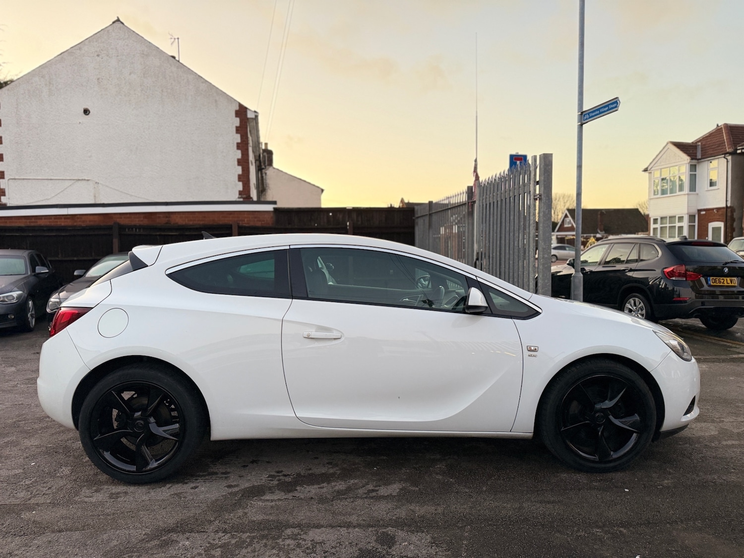Used Vauxhall Astra GTC 2012 for sale - 77006203: Photo 5