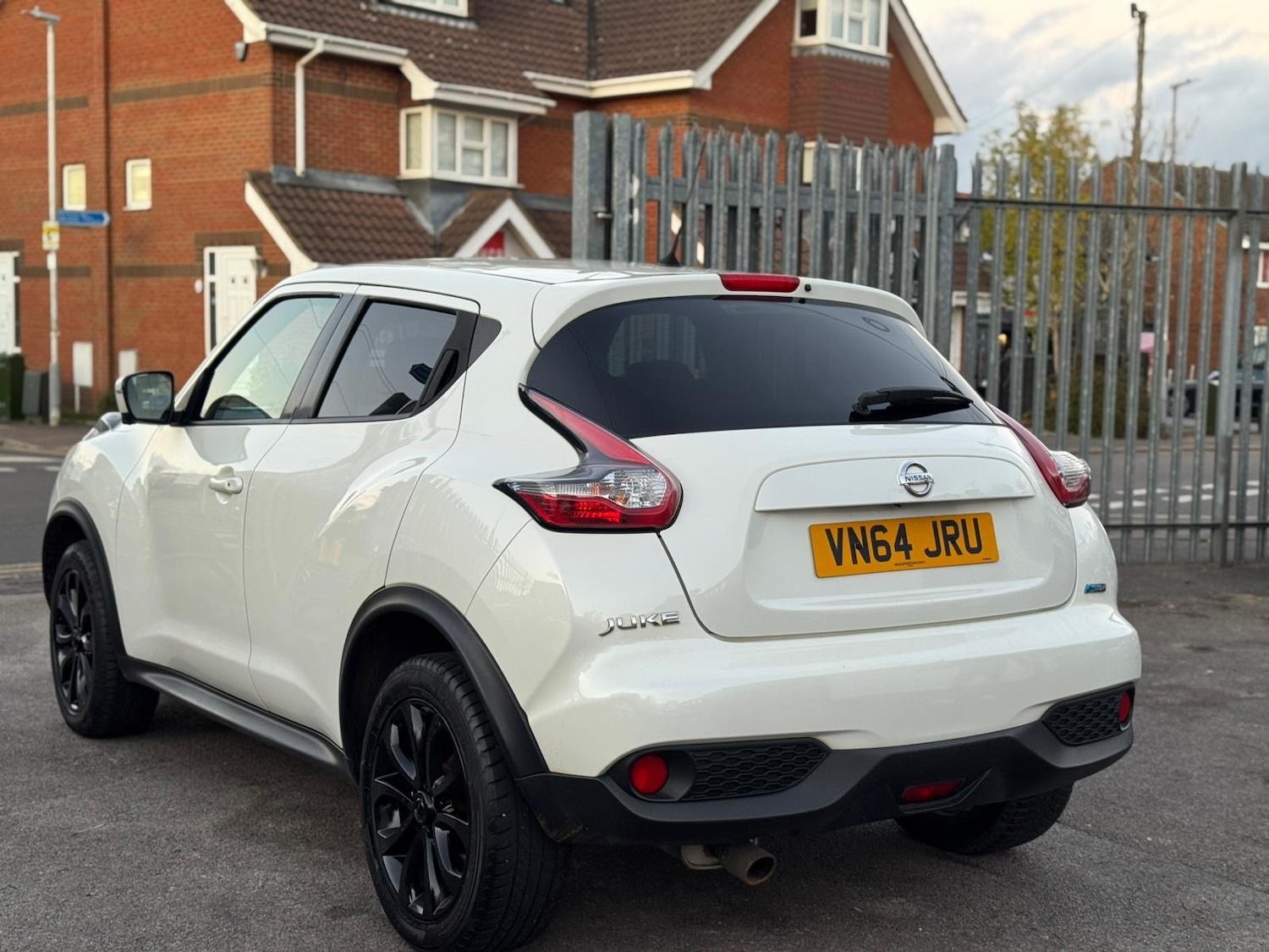 Used Nissan Juke 2014 for sale - 76402890: Photo 25
