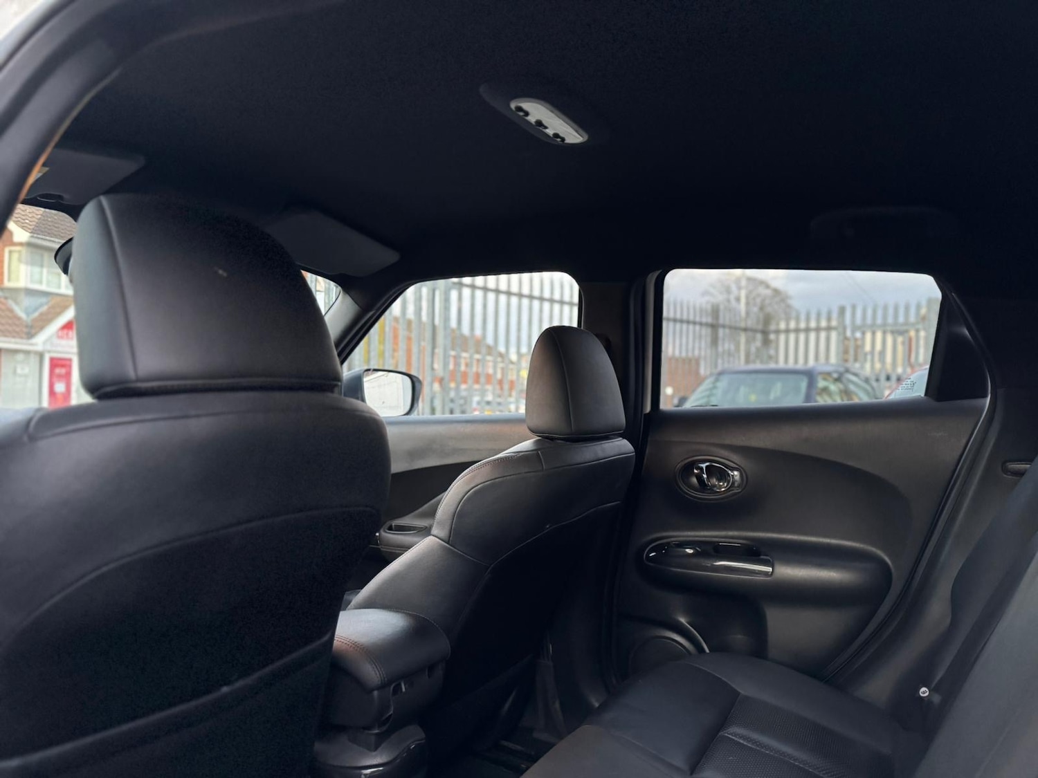 Used Nissan Juke 2014 for sale - 76402890: Photo 5