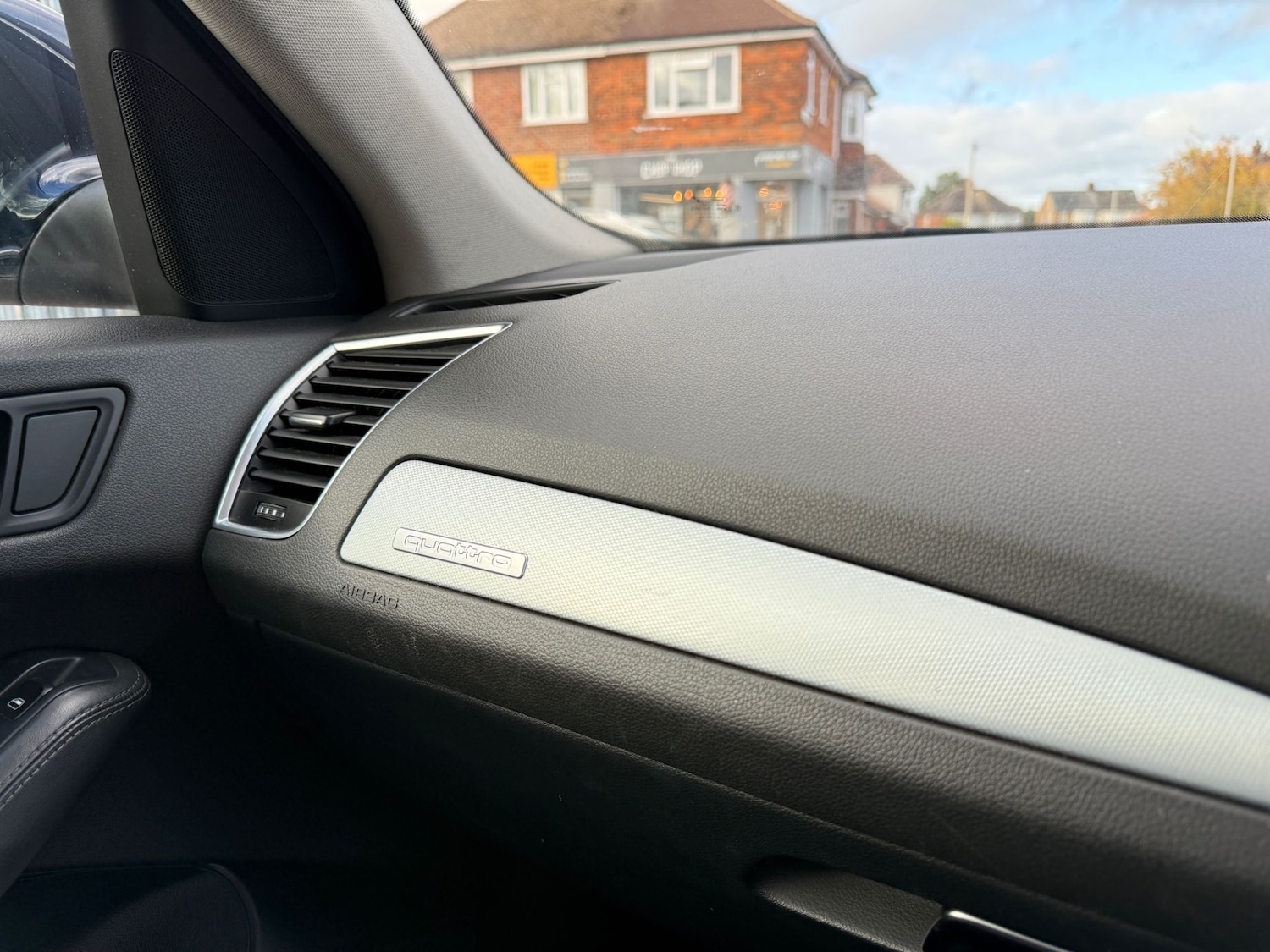 Used Audi Q5 2010 for sale - 76402714: Photo 13