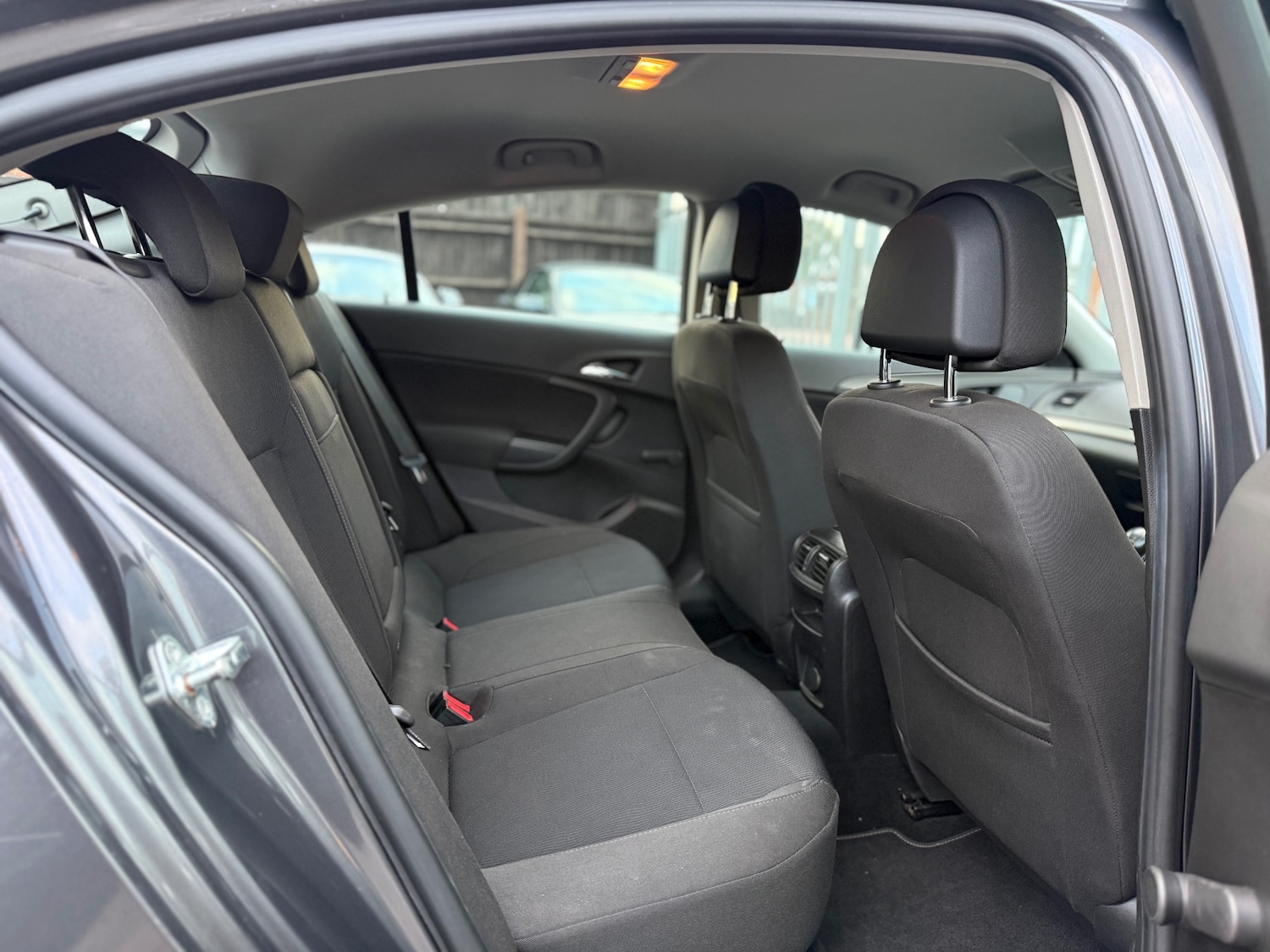 Used Vauxhall Insignia 2011 for sale - 76334040: Photo 7