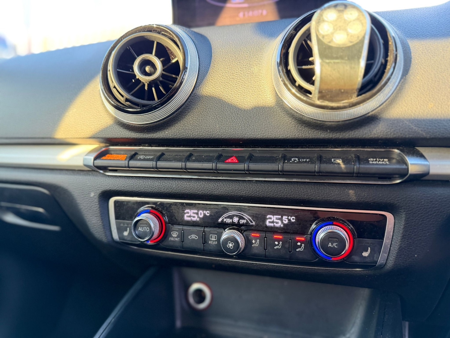 Used Audi A3 2013 for sale - 77046480: Photo 5