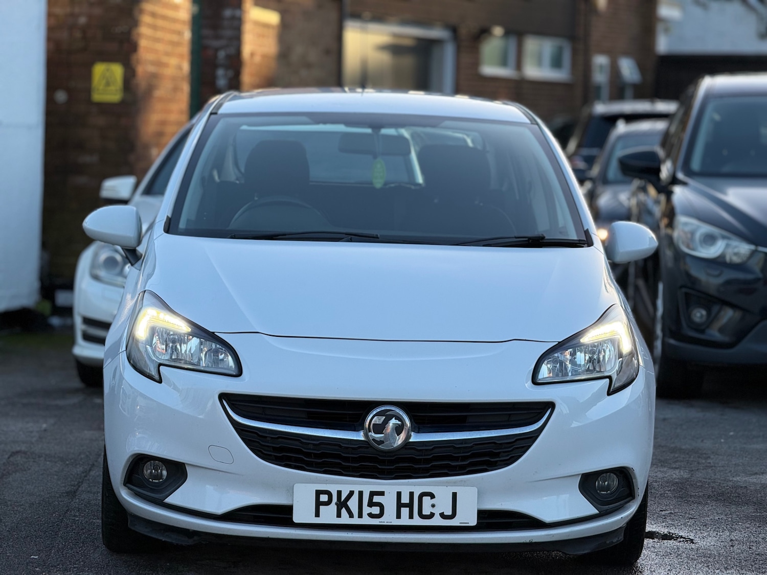 Used Vauxhall Corsa 2015 for sale - 77007866: Photo 2