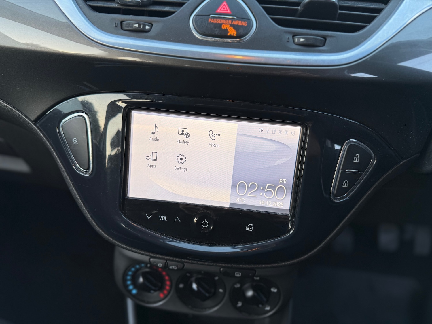 Used Vauxhall Corsa 2015 for sale - 77007866: Photo 24