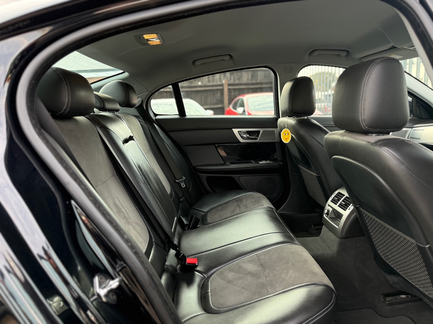 Used Jaguar XF 2014 for sale - 76134436: Photo 33
