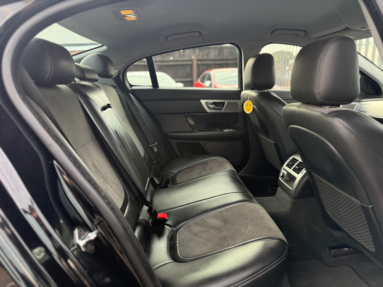 Used Jaguar XF 2014 for sale - 76134436: Photo 34