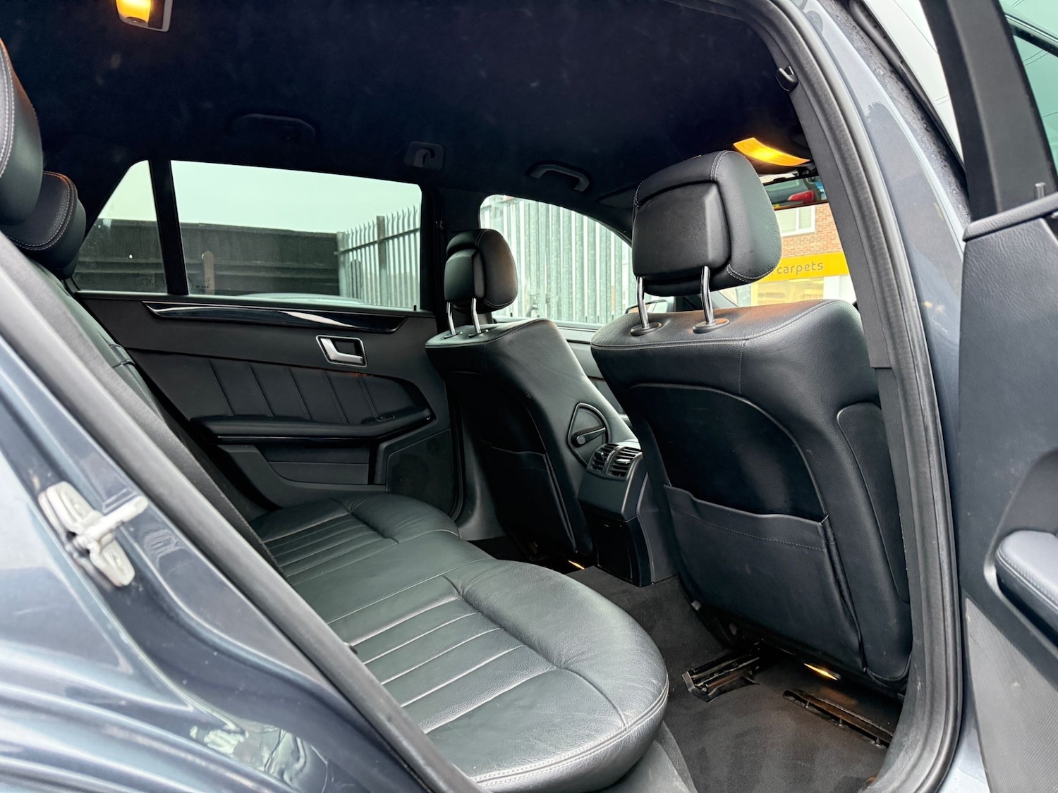 Used Mercedes-Benz E Class 2013 for sale - 76591203: Photo 10