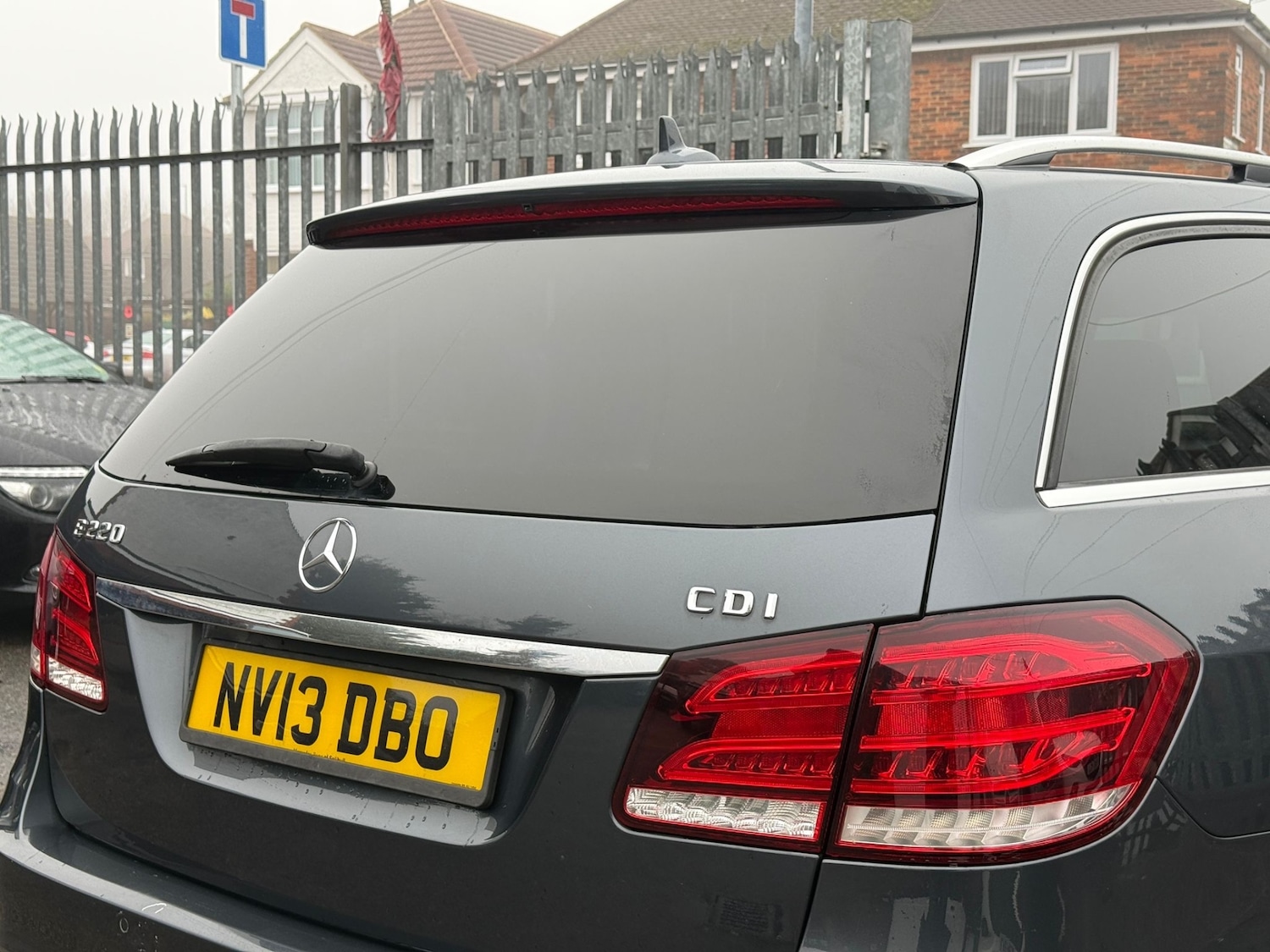 Used Mercedes-Benz E Class 2013 for sale - 76591203: Photo 18