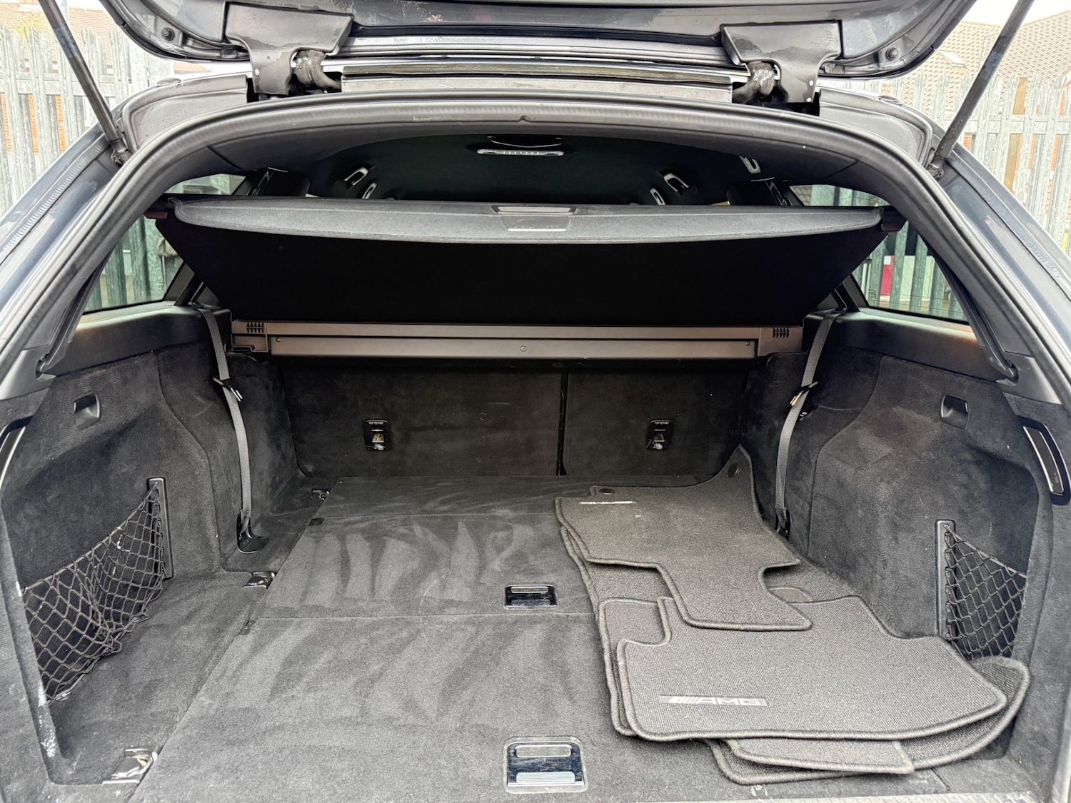 Used Mercedes-Benz E Class 2013 for sale - 76591203: Photo 24