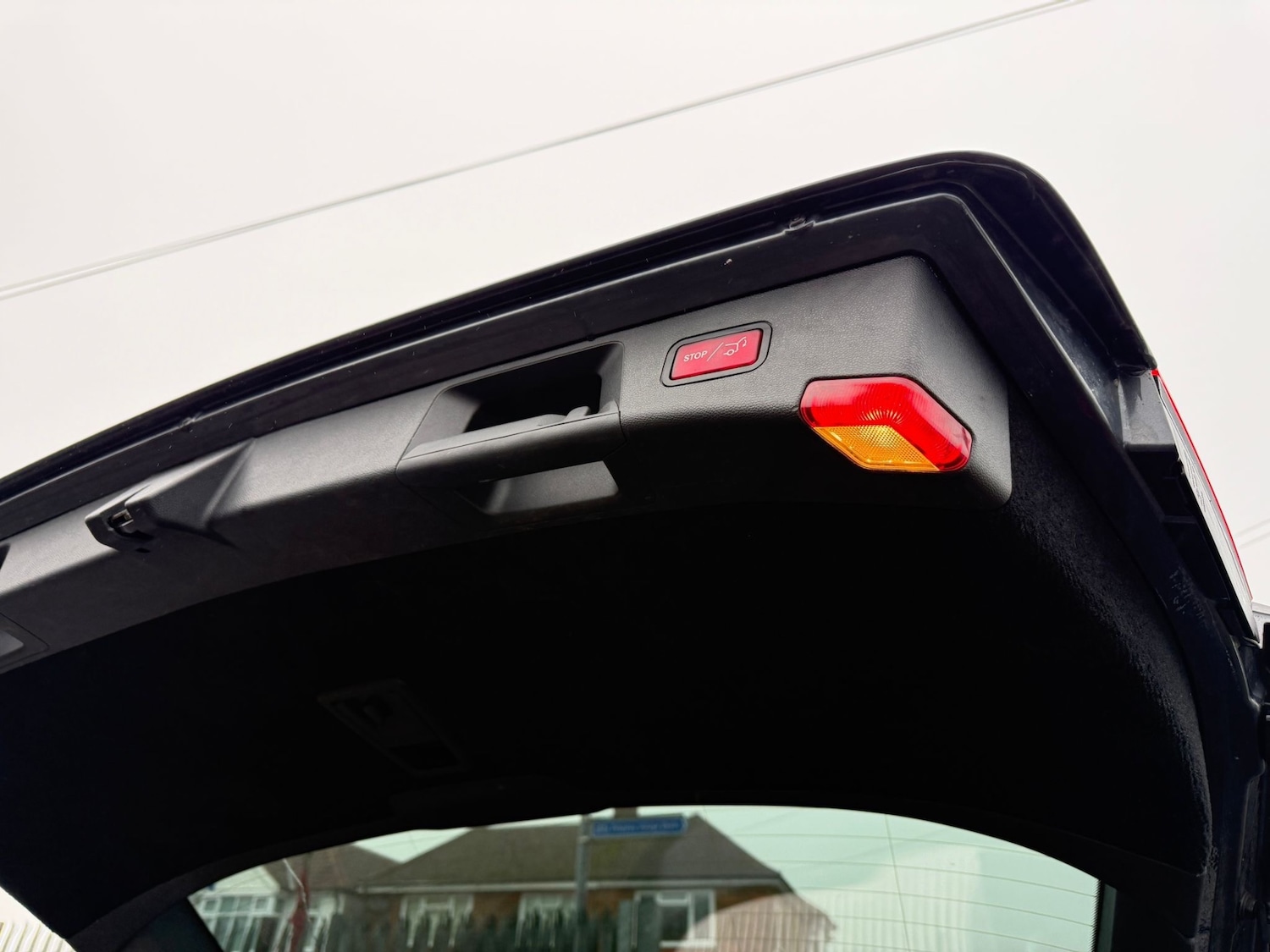 Used Mercedes-Benz E Class 2013 for sale - 76591203: Photo 28